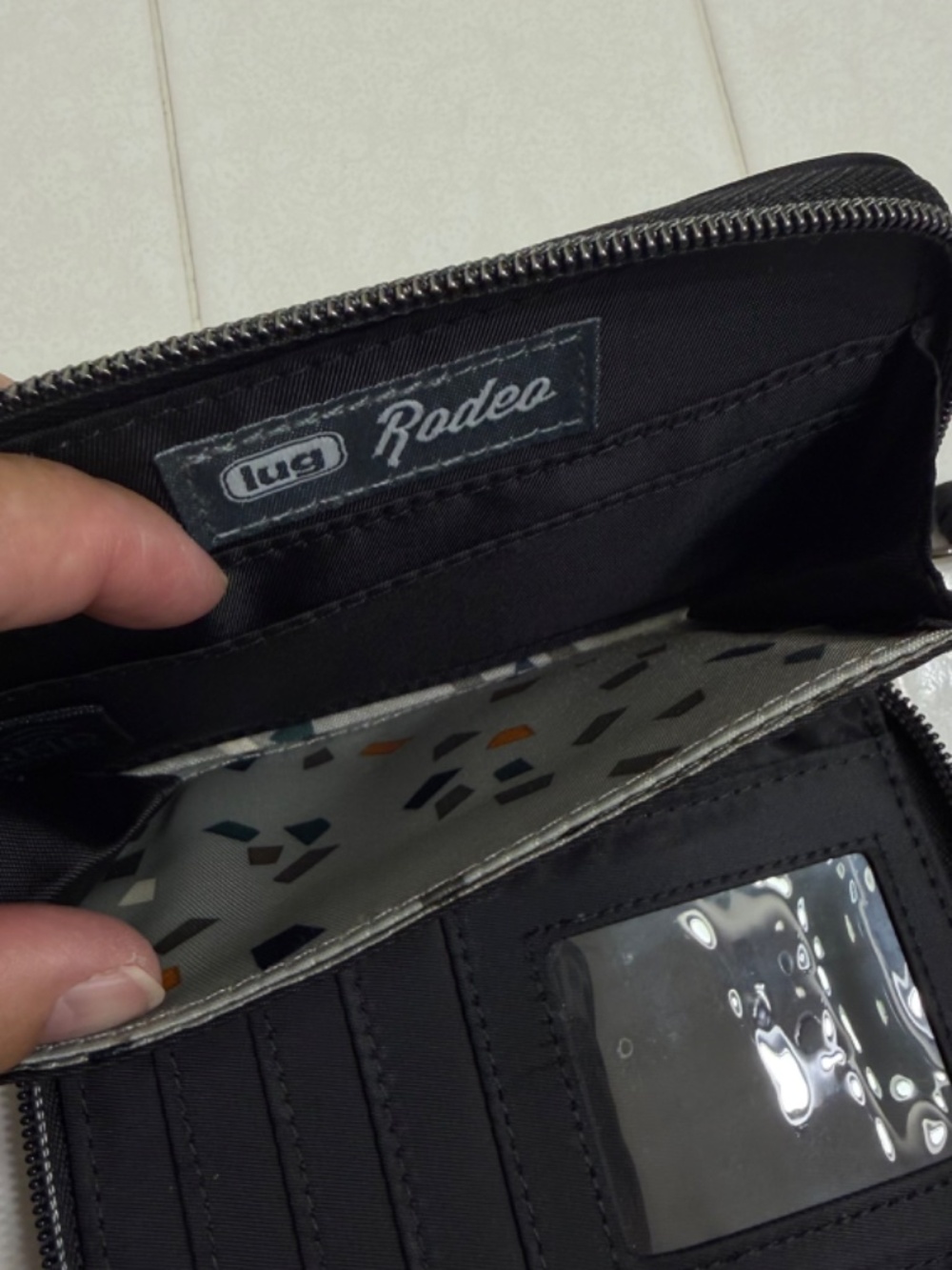 Lug Ranger Crossbody - Picture 13 of 13